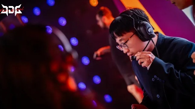 Tabe:常规赛我对队员很严厉;季后赛期间我改变了执教风格